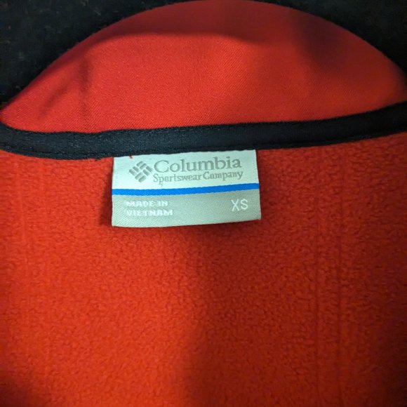 COPY - Columbia Zip Sweater - Picture 3 of 3